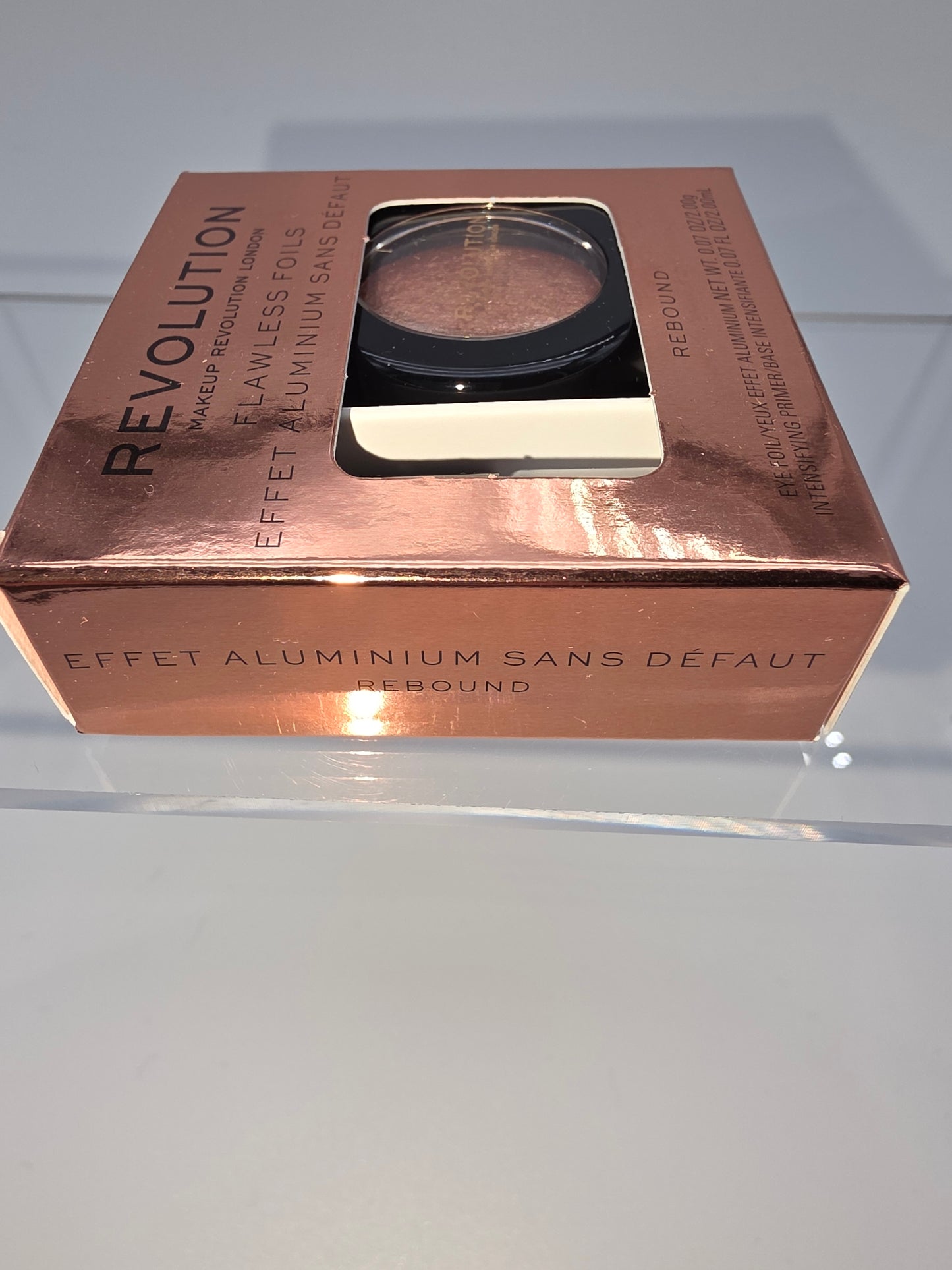 Makeup Revolution Flawless Foils Eyeshadow – Rebound (with Intensifying Primer)