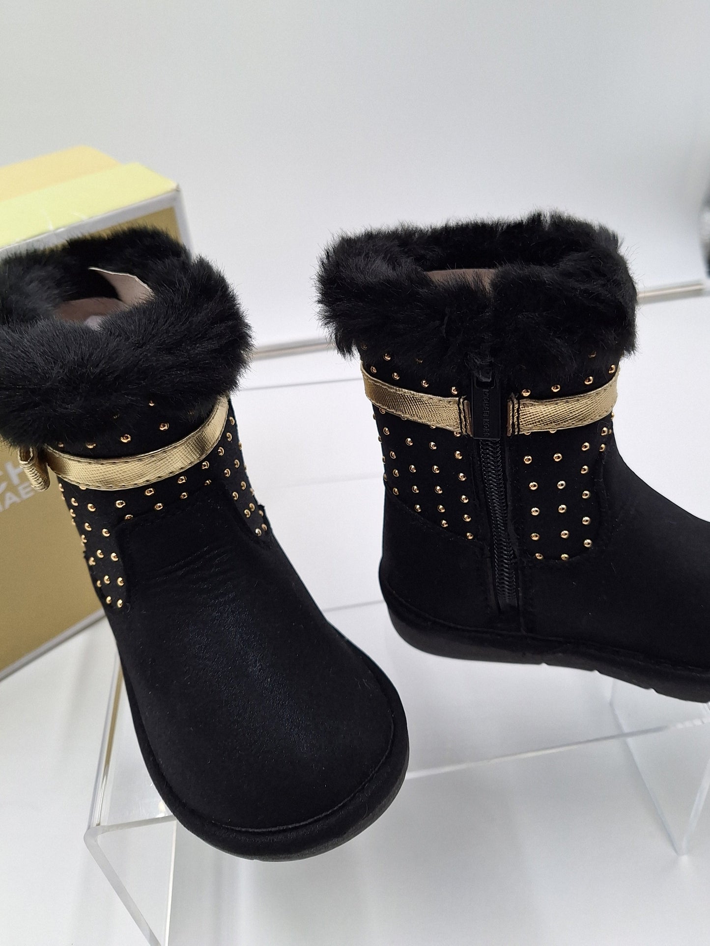 Michael Kors Baby Girl Winter Boots - SUPER CUTE! Gold Bows