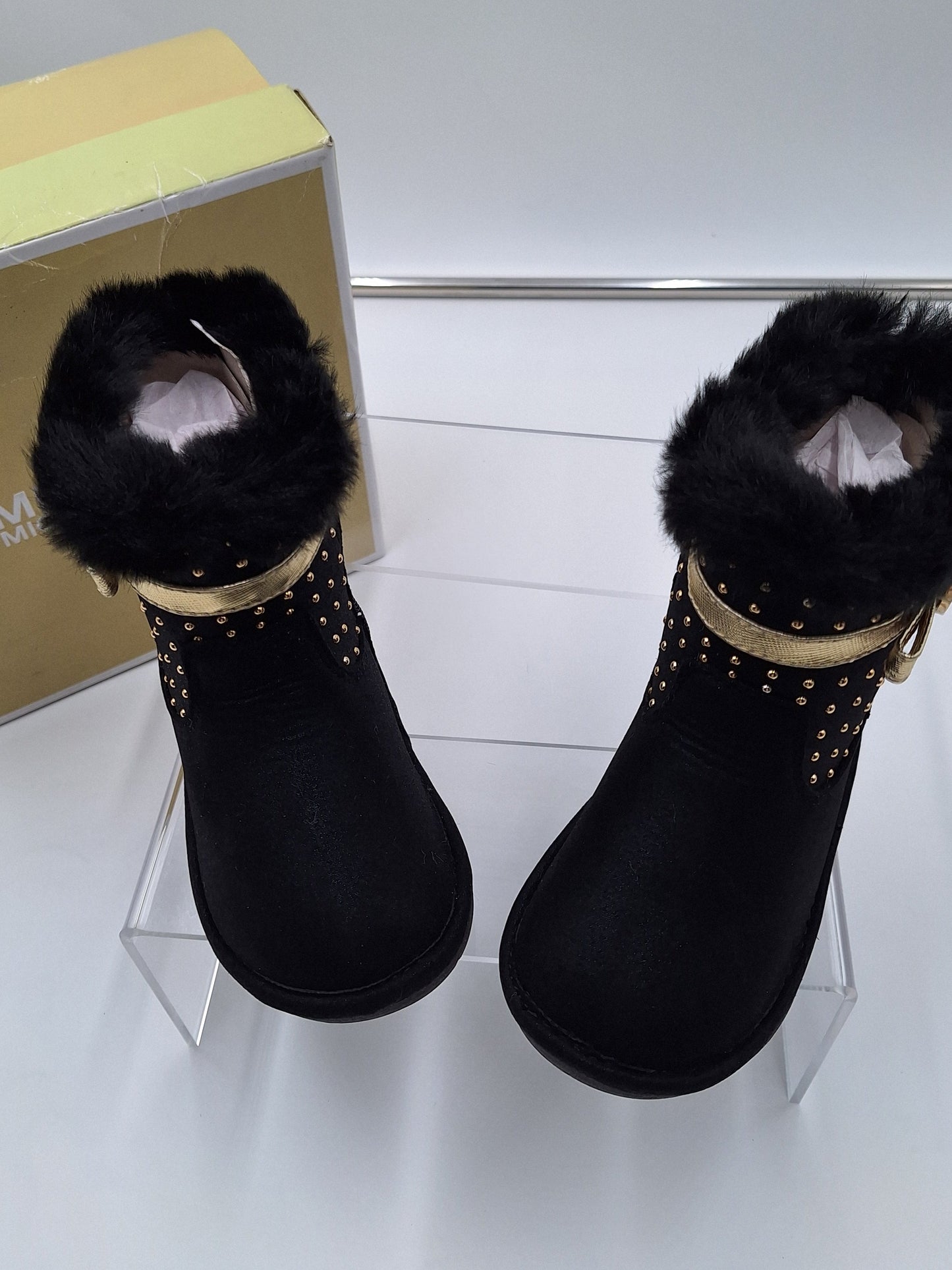 Michael Kors Baby Girl Winter Boots - SUPER CUTE! Gold Bows