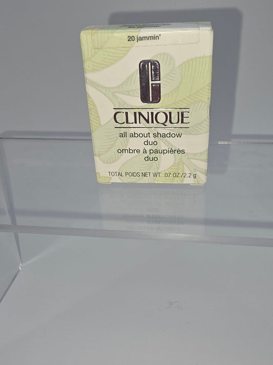 Clinique All About Shadow Duo in the shade 20 Jammin’