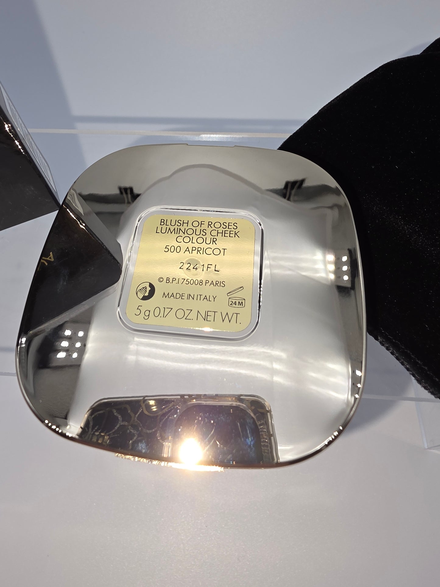 Dolce & Gabbana Blush of Roses, Shade 500 Apricot