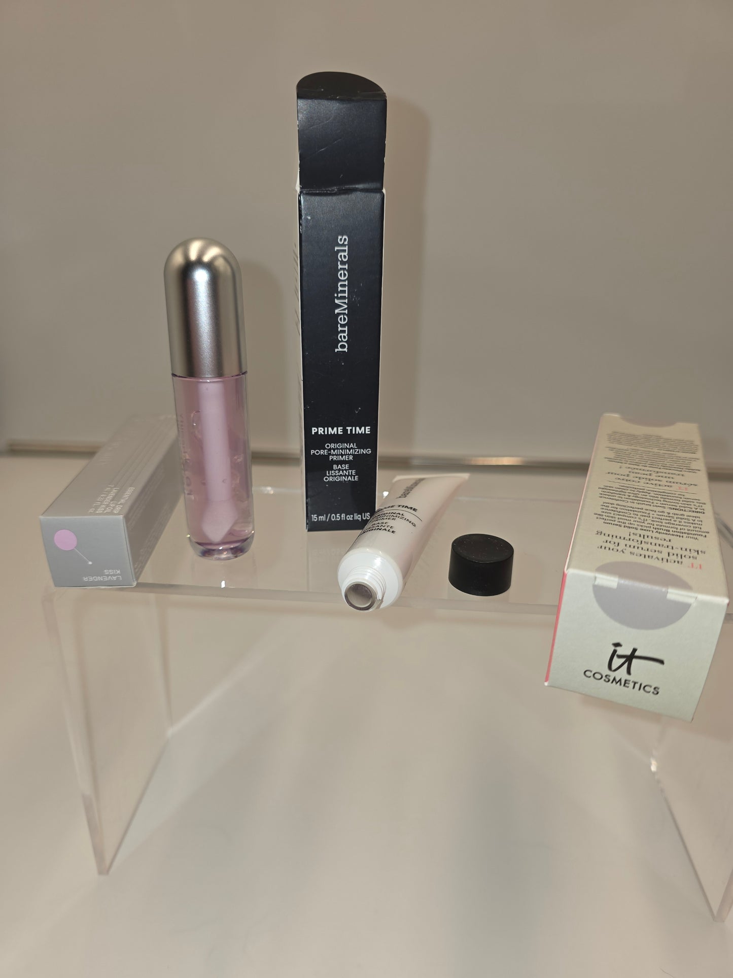 It Cosmetics, R.EM. Beauty, and bareMinerals Bundle