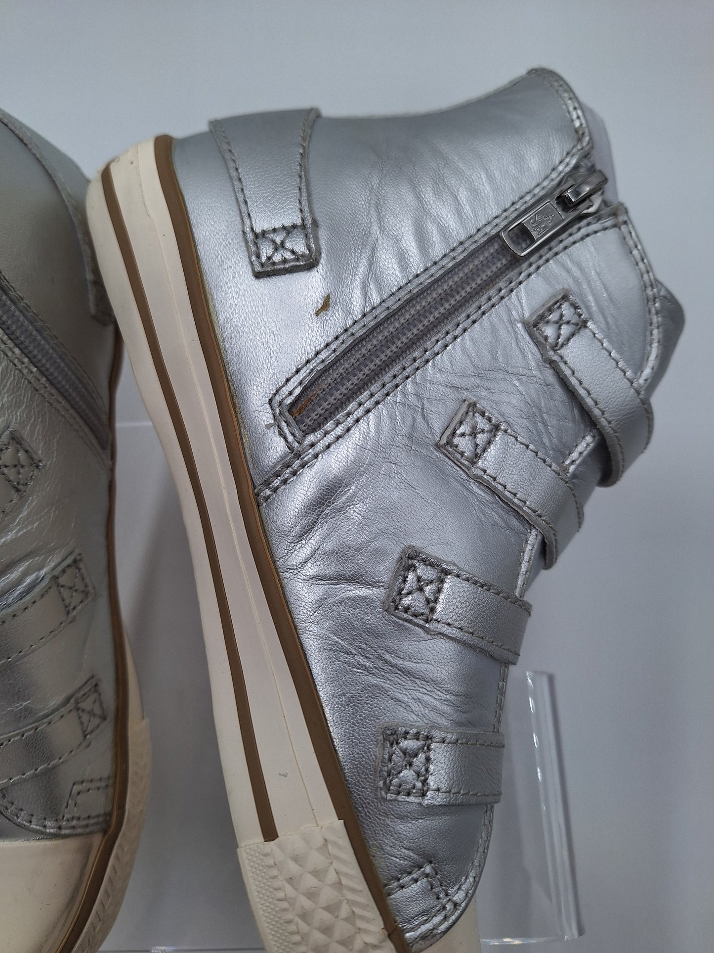 Girl's Ashe "Vava" High-Top Sneaker